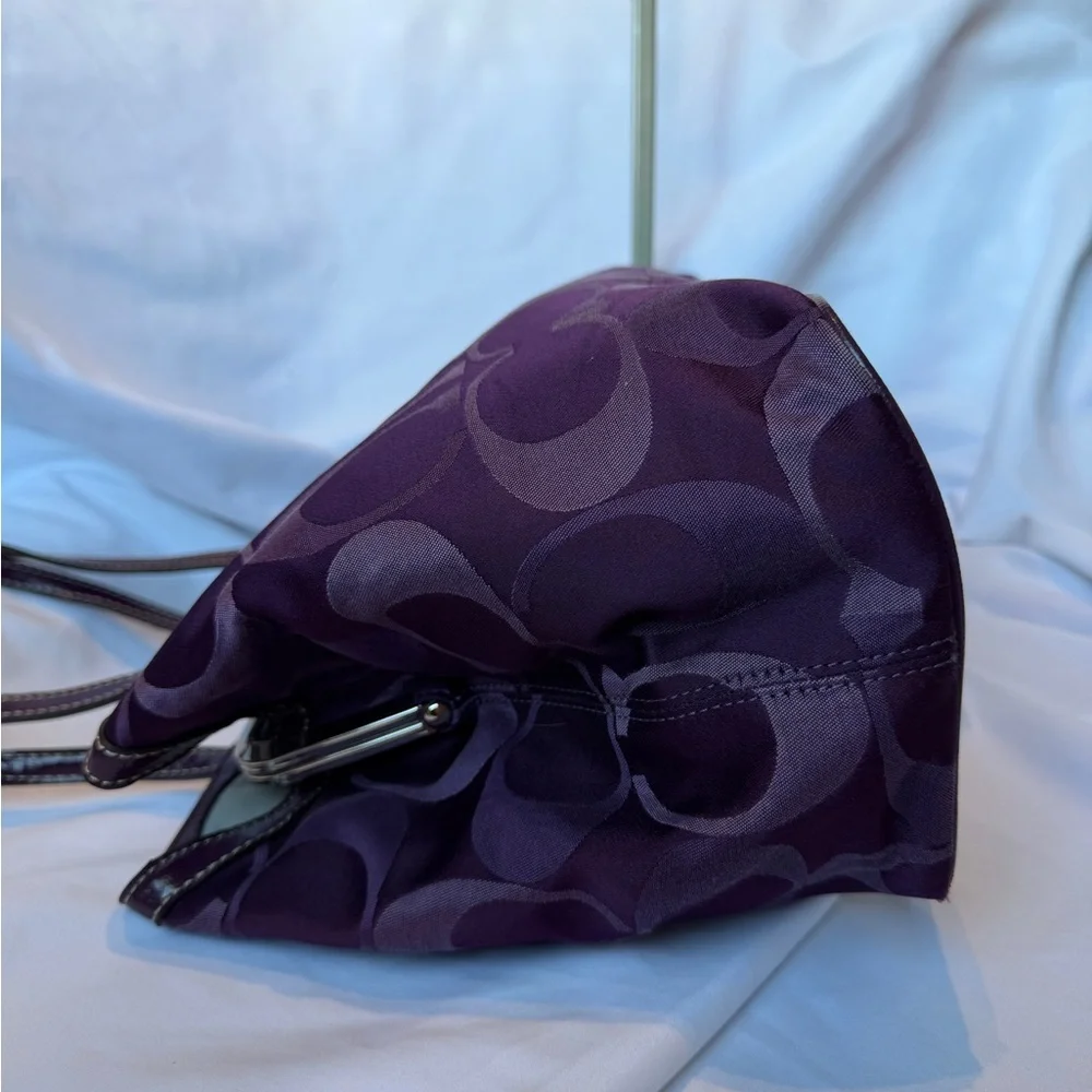 Coach Purse - Picture 6 of 10